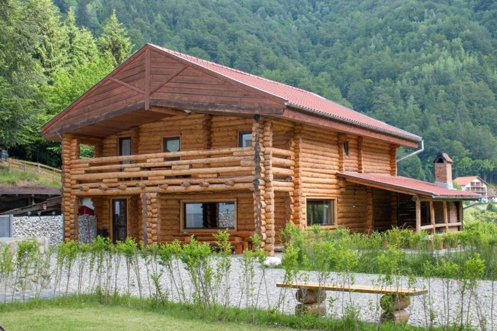 Resort 7 Crai - Cabana Tamas Zărneşti Εξωτερικό φωτογραφία