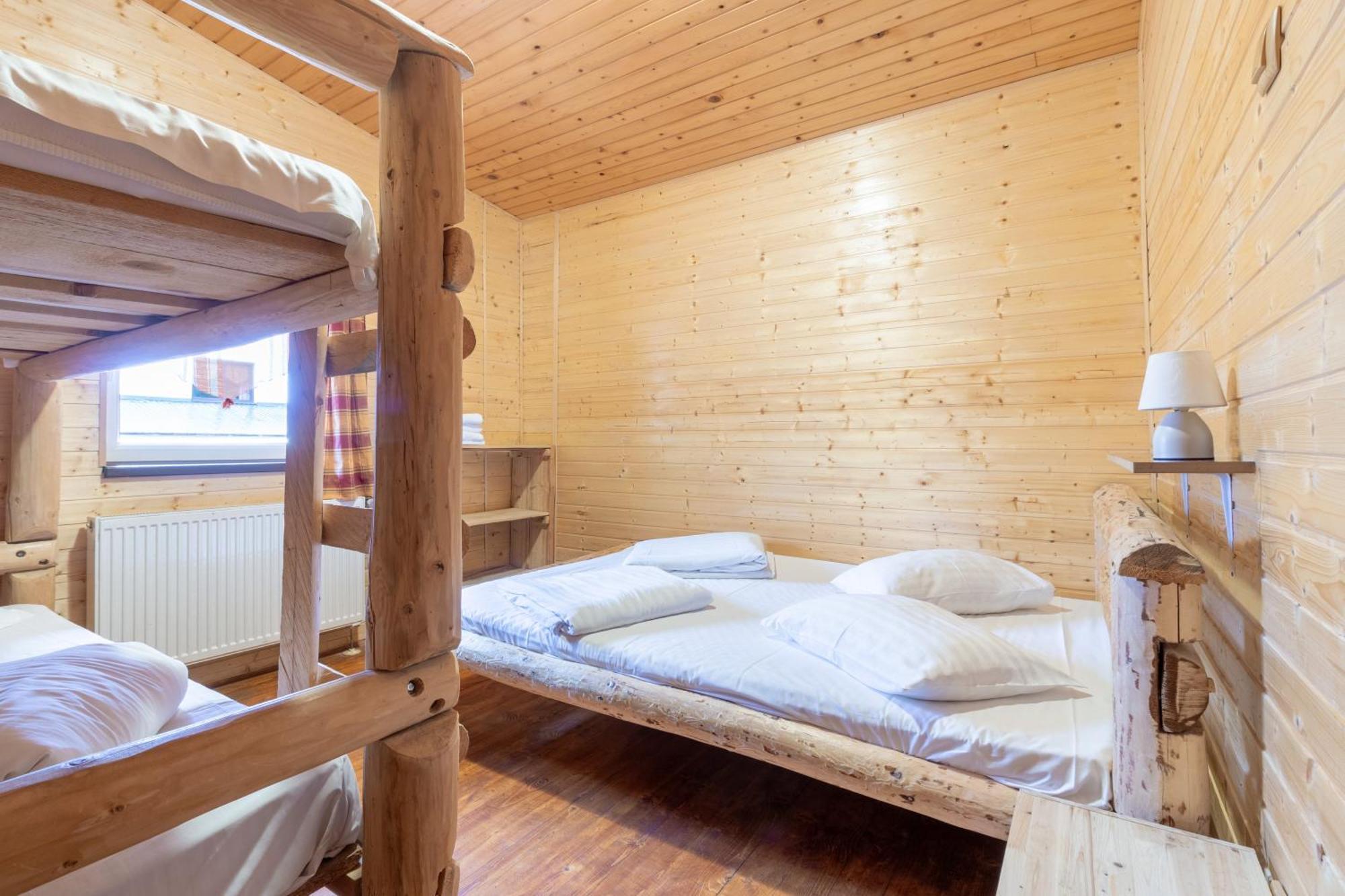 Resort 7 Crai - Cabana Tamas Zărneşti Εξωτερικό φωτογραφία